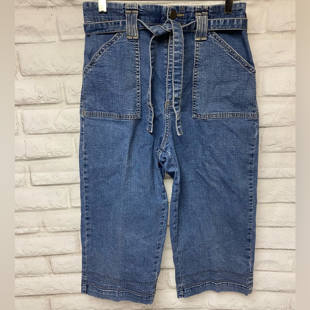 Lee at the waist Belted High rise Denim Capris